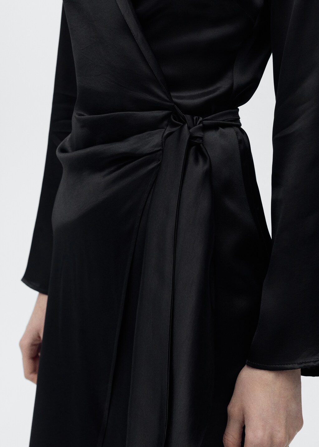 Wrap midi-dress with knot - Ecru