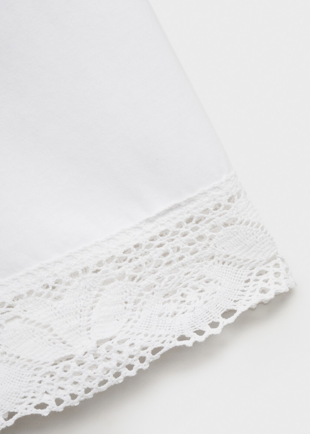 Cotton robe with lace detail - White