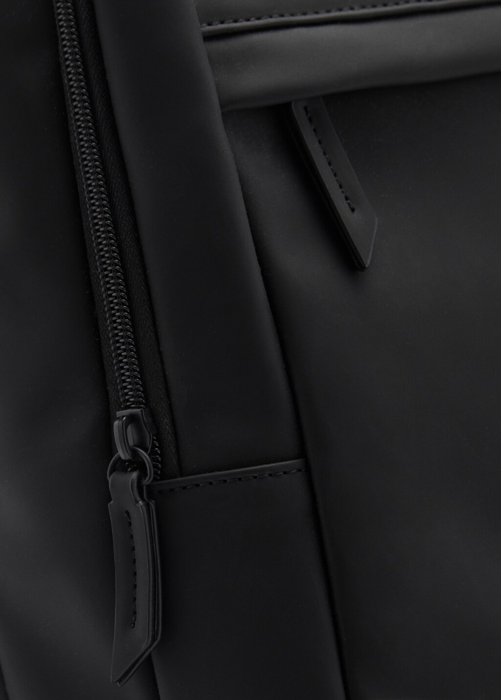 Functional rubberised backpack - Black