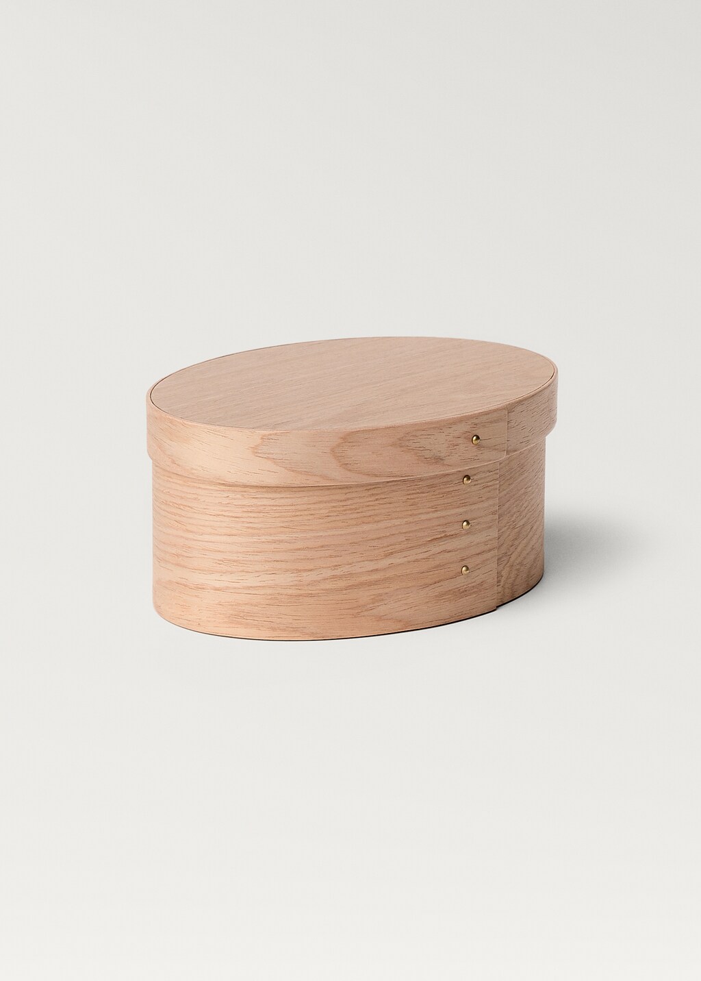 Small oval wooden box - Brown