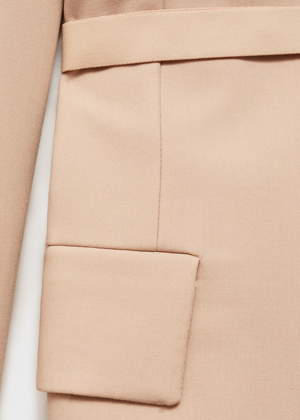 Woollen coat with belt - Nude