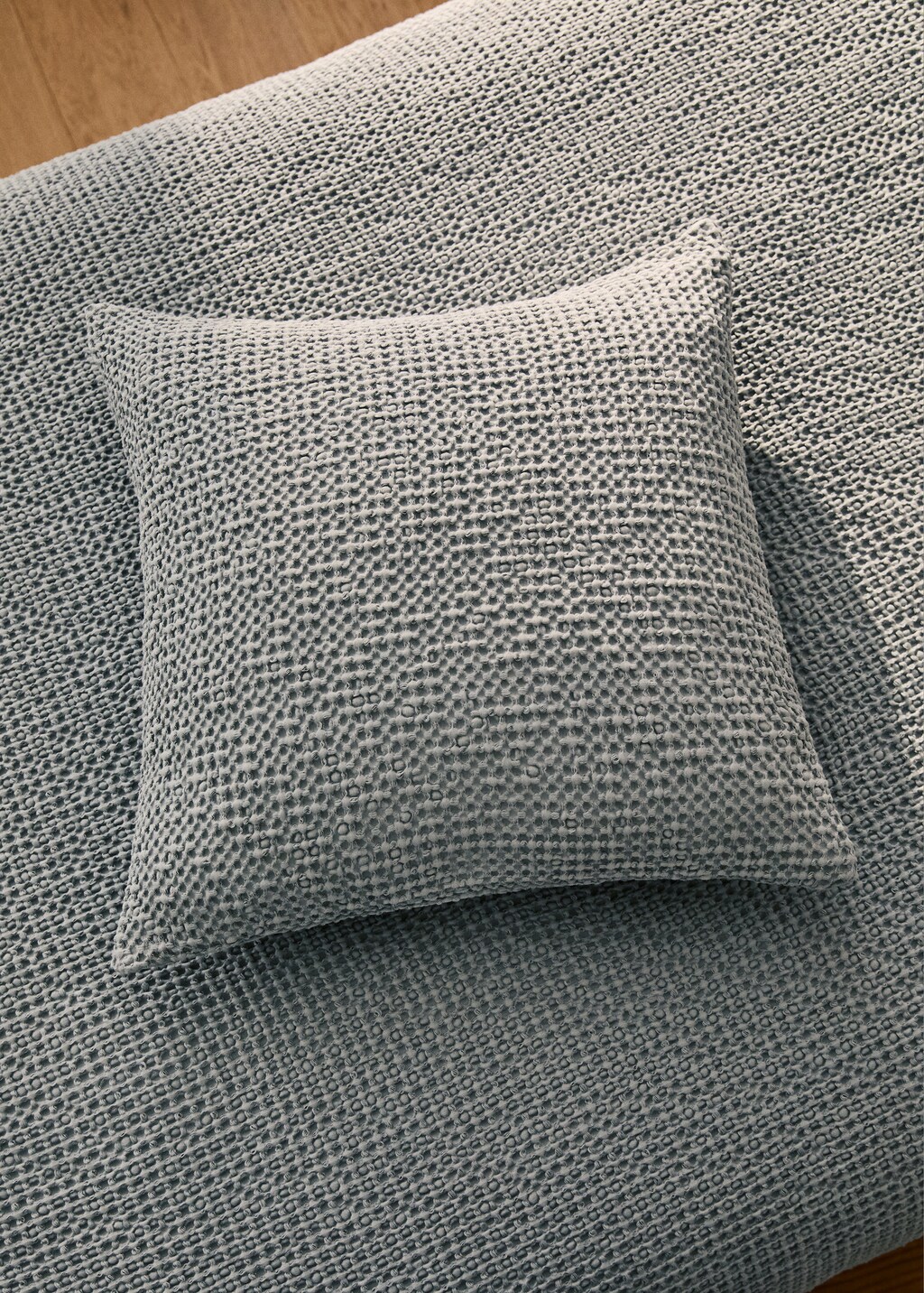 Cotton waffle garment-dyed children's cushion cover 40x40cm - White