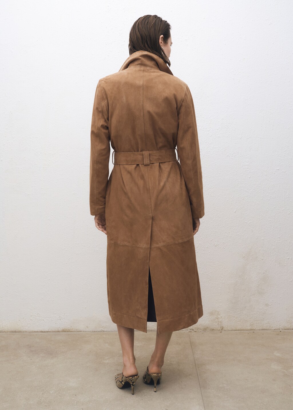 Belted suede trench coat - Medium Brown