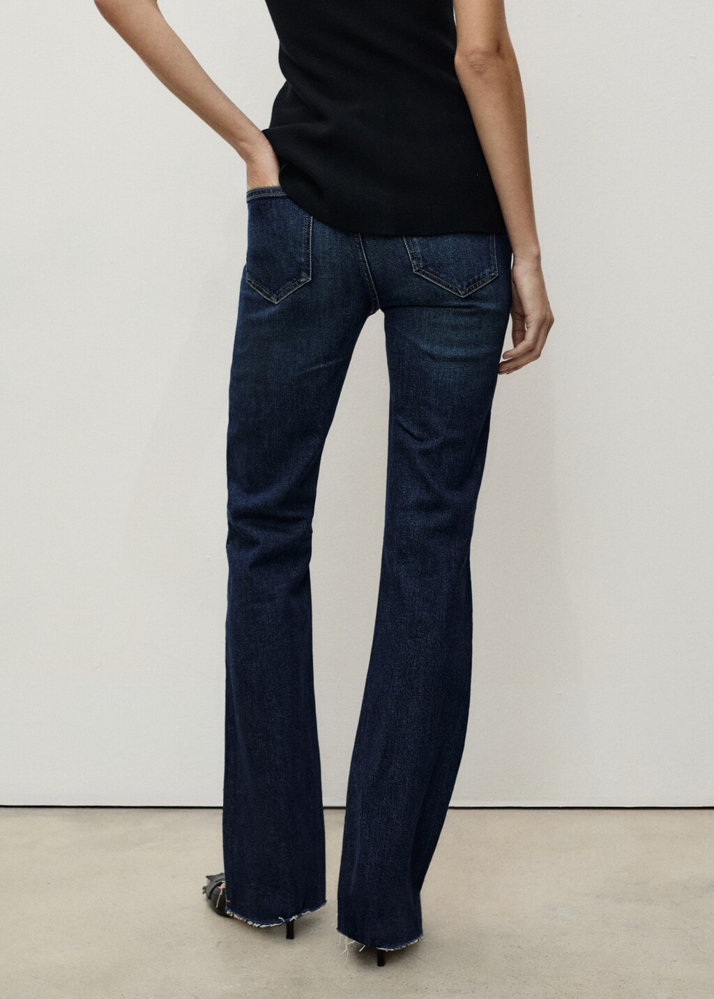 Fiona flared mid-rise jeans - Black denim