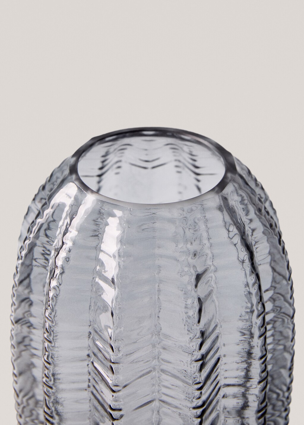 Textured glass vase - Ice Grey