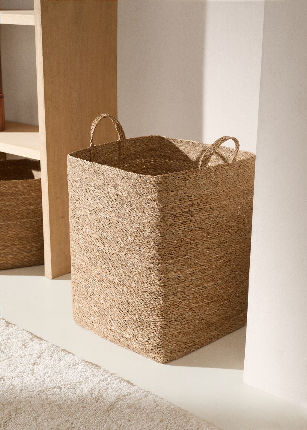 Medium seagrass basket with handles - Brown