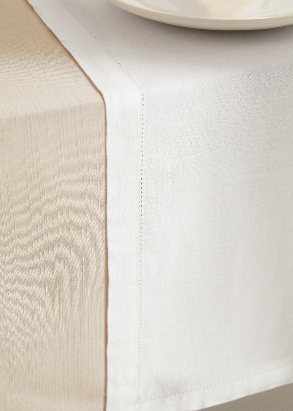 Hemstitch table runner - Off White