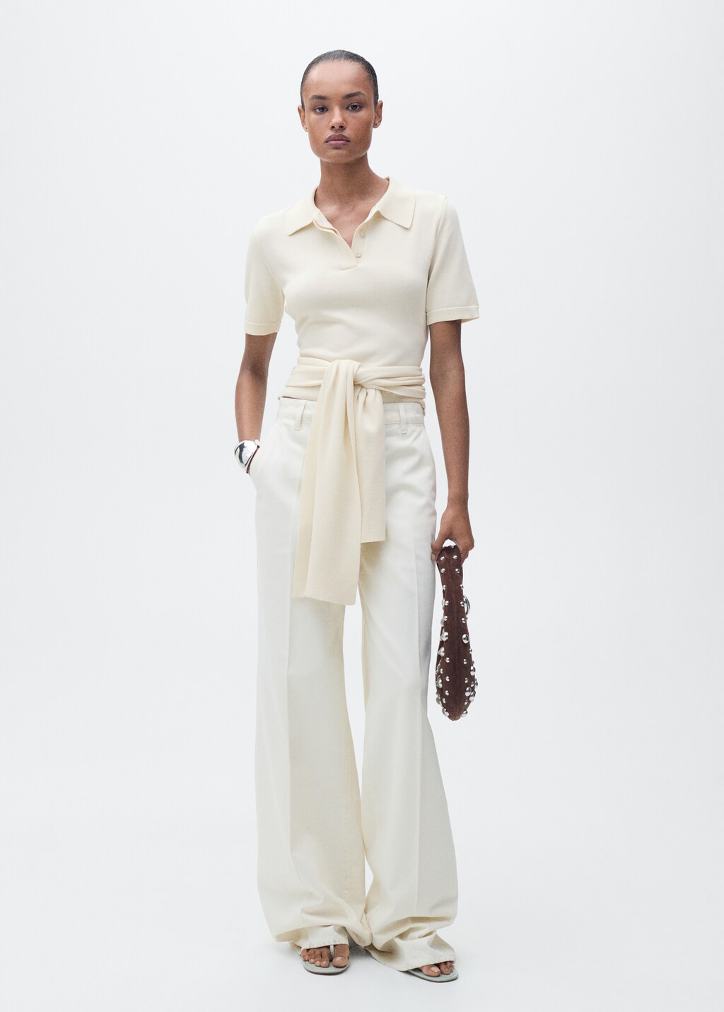 Short-sleeved sweater with knot detail - Ecru