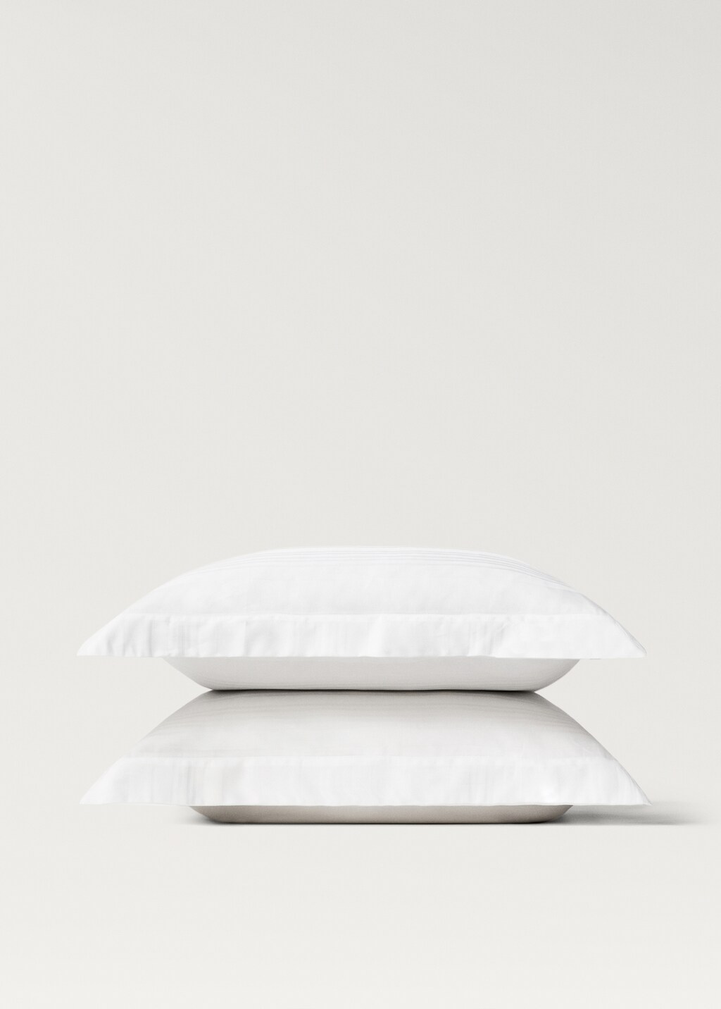 Cotton sateen 300 thread count striped pillowcase 60x60 cm - White