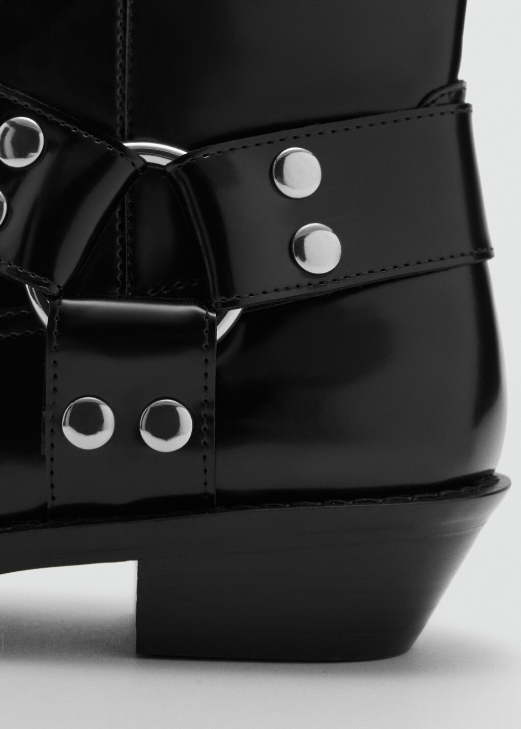 Square toe boot with metallic details - Black