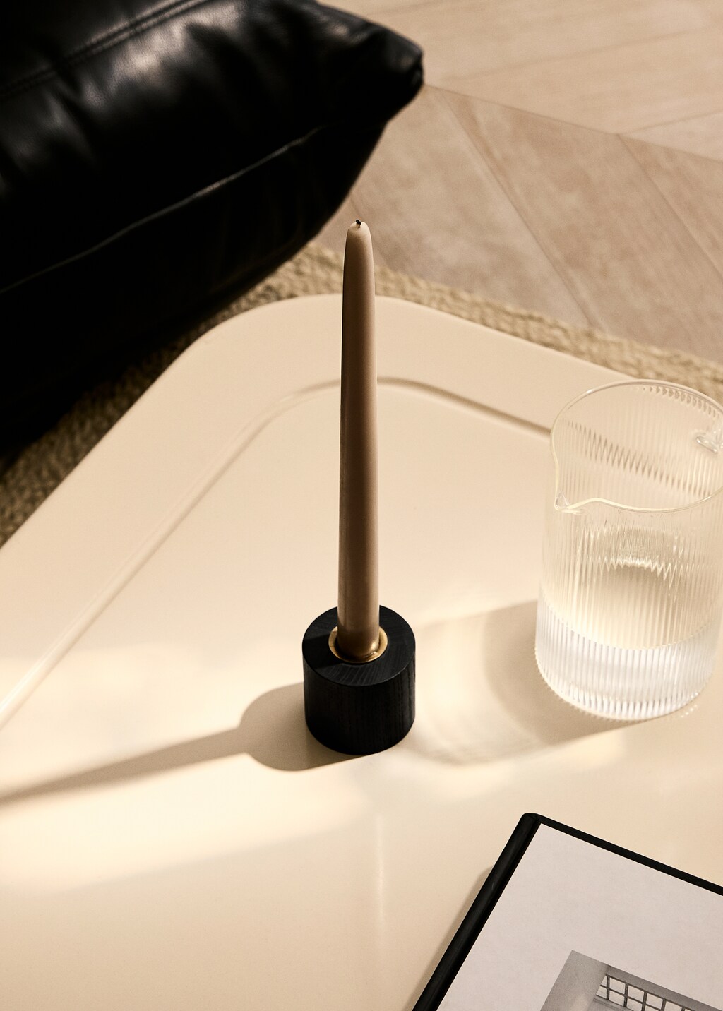 Cylindrical wooden candleholder - Black