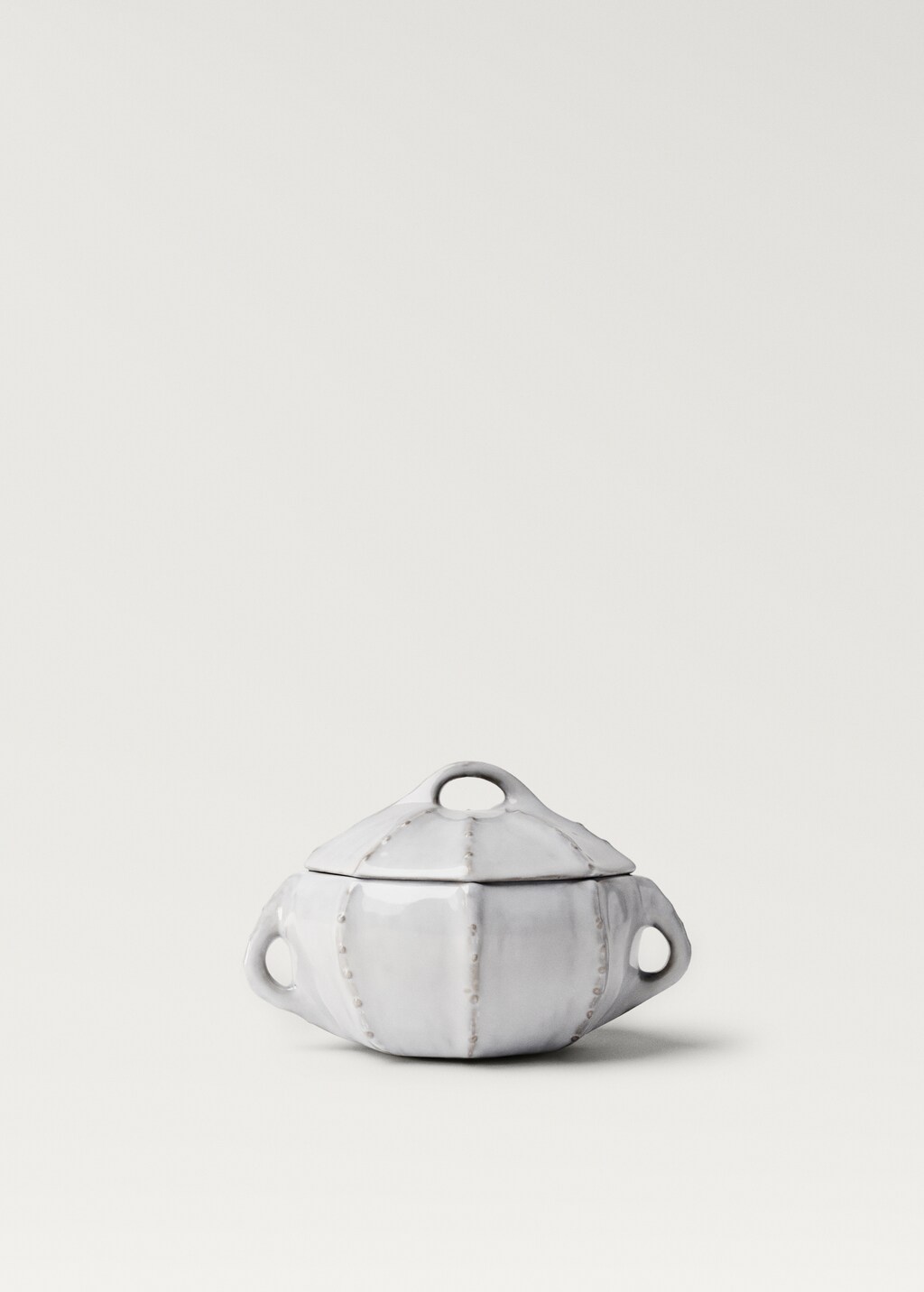 Stoneware bowl with lid - White