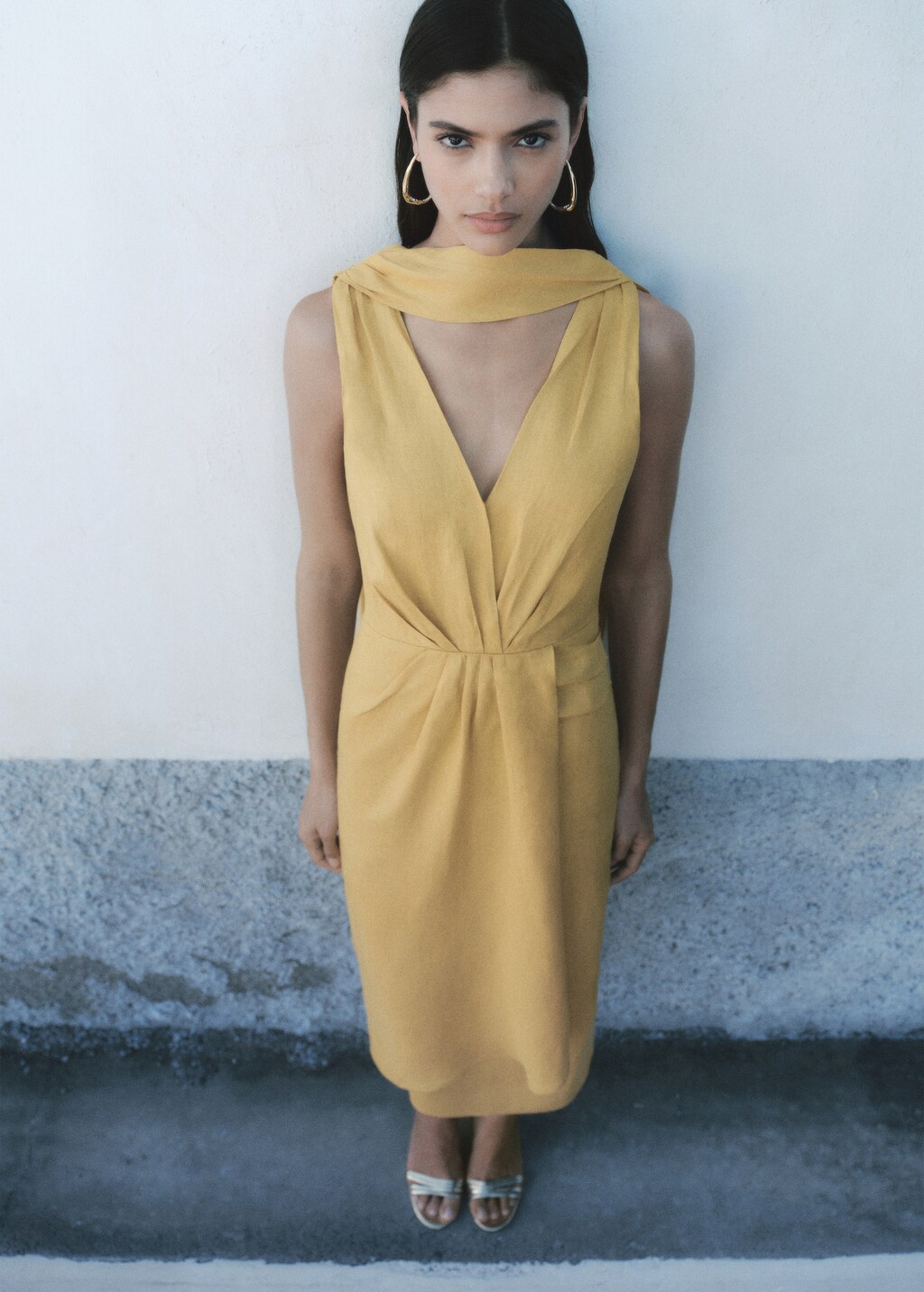 Linen pleated midi-dress - Mustard