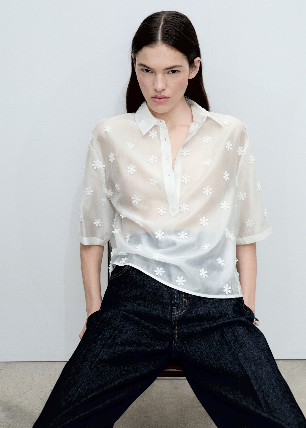 Semi-transparent lyocell shirt with flowers - White