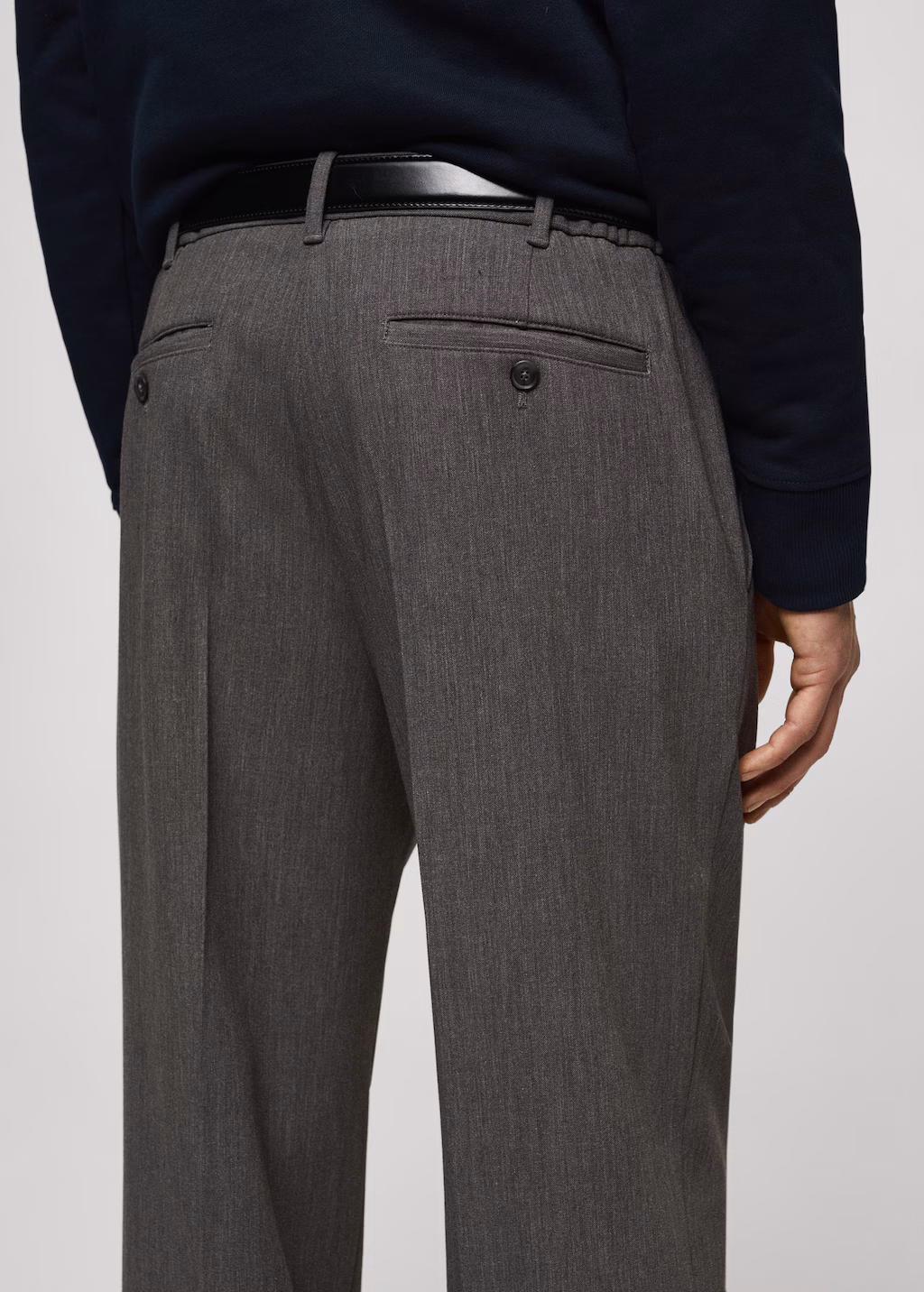 Straight-fit pleated trousers - Dark Navy