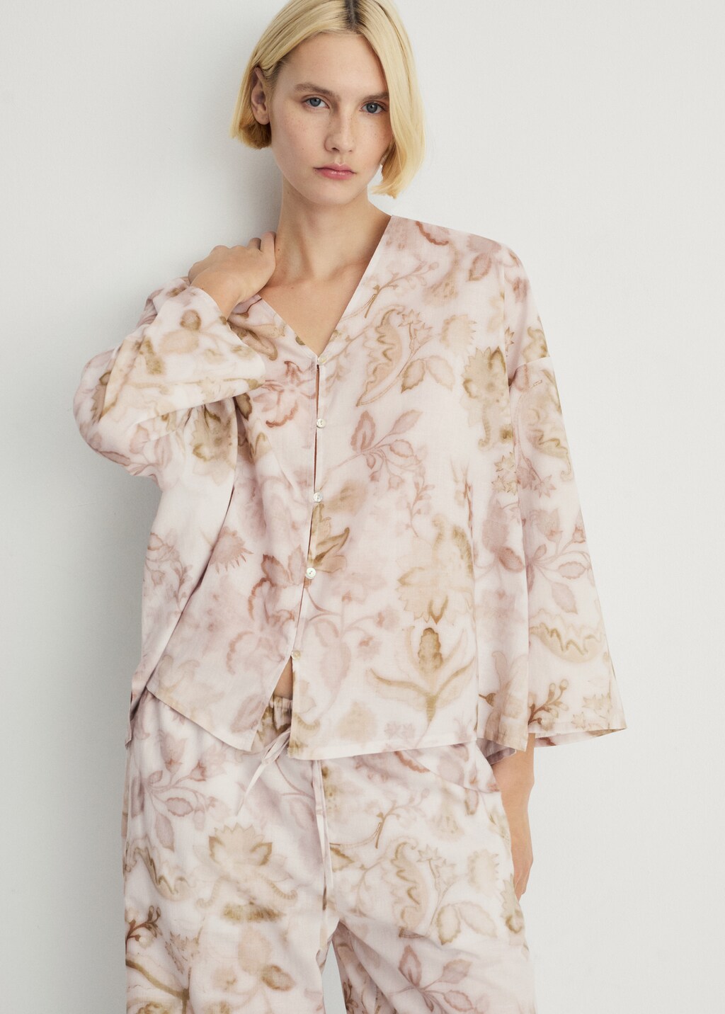 Pyjama top with floral detail - Light/Pastel Grey