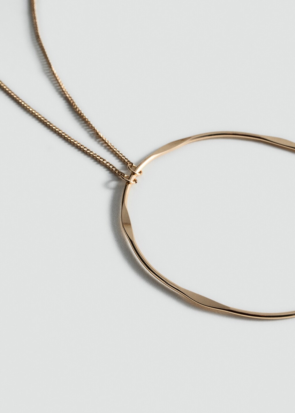 Chain necklace with hoop - Gold