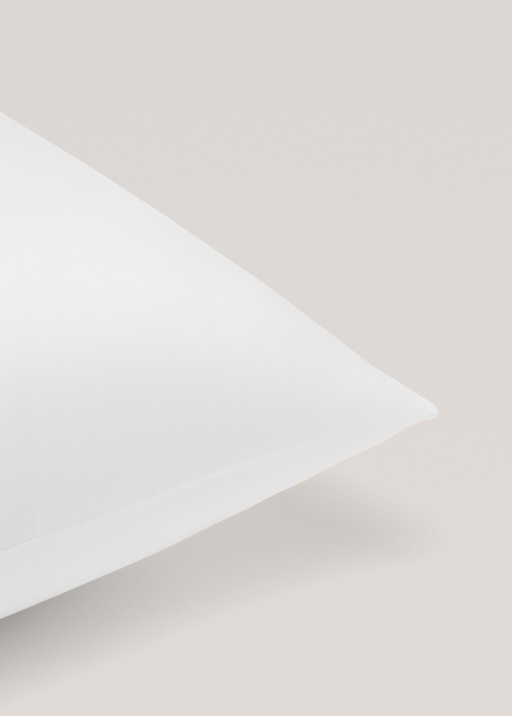 Fibre cushion filling 50x75cm - White