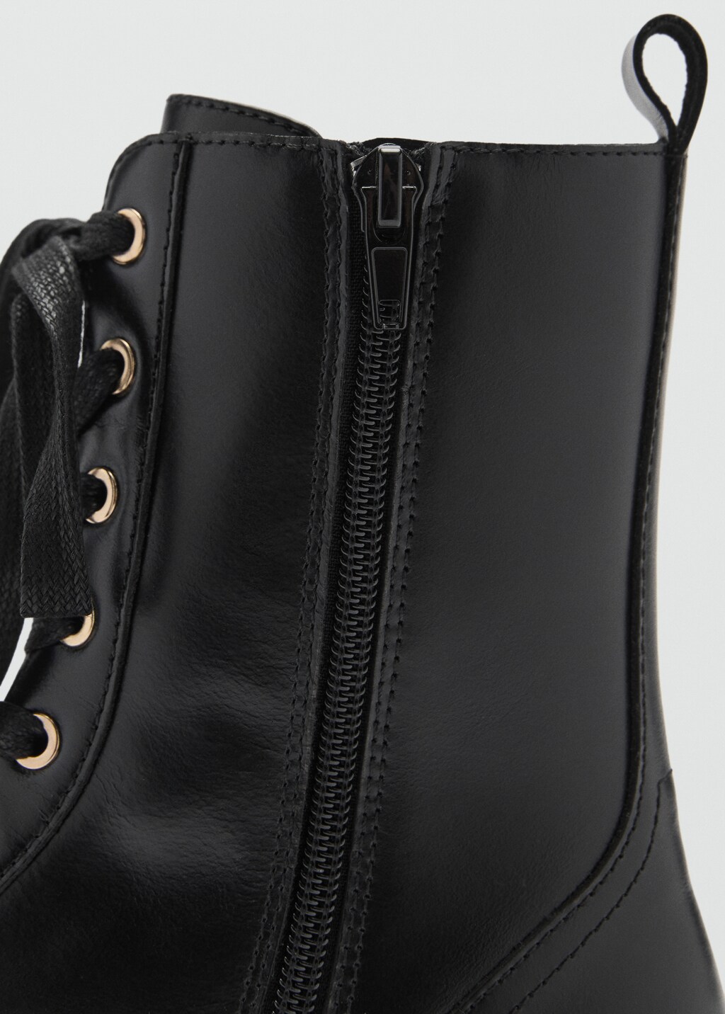 Lace-up leather ankle boots - Black