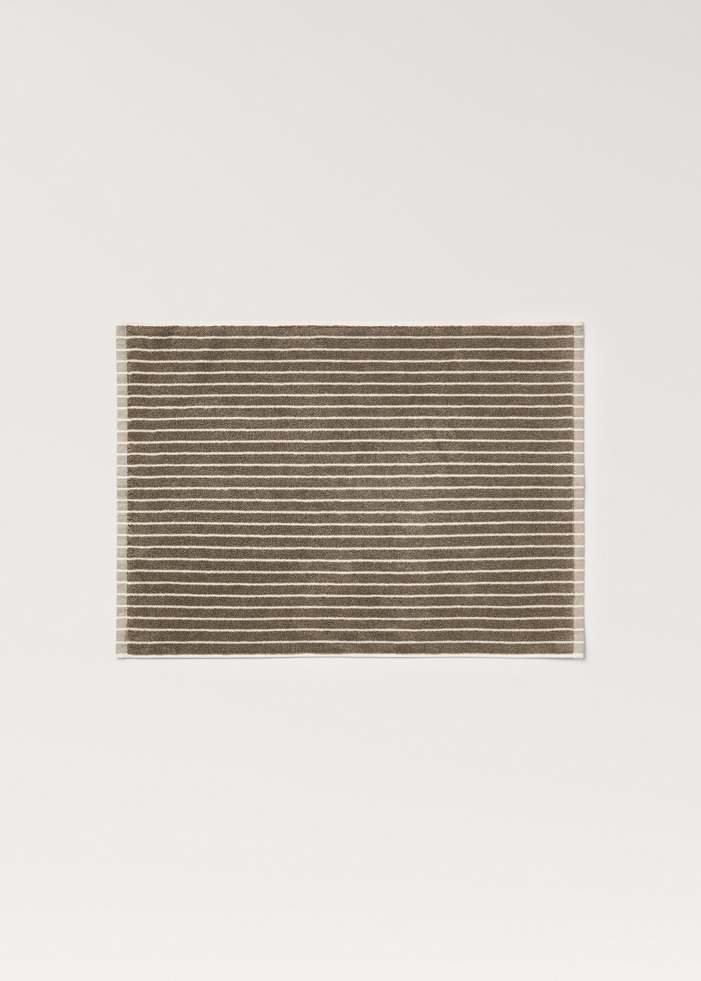 Two-tone striped bath mat - Beige