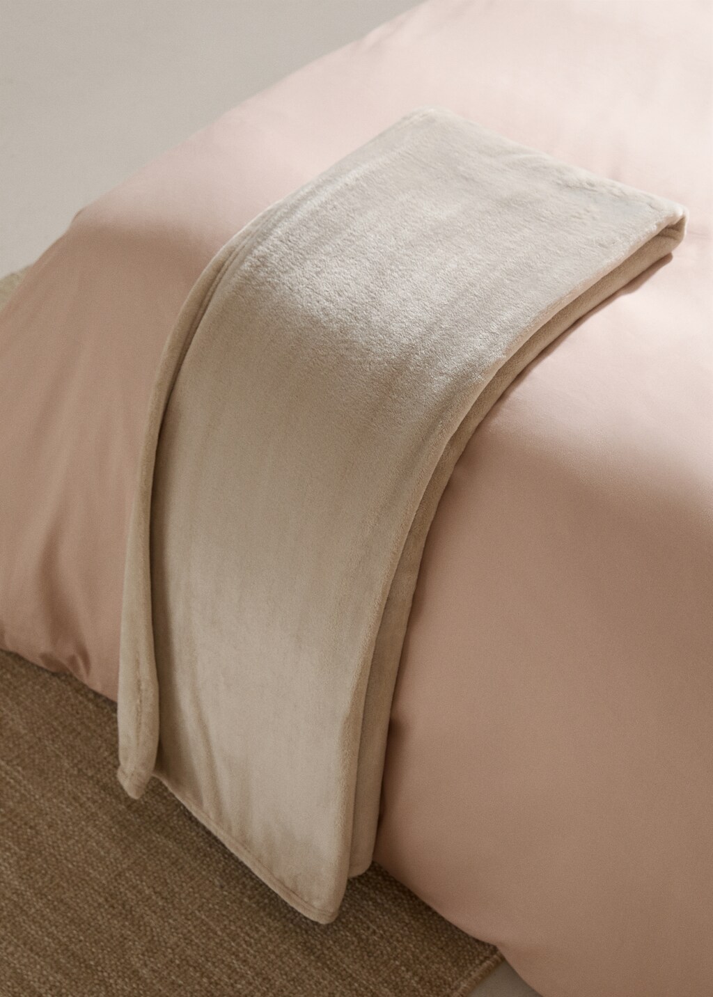 Soft fleece blanket - Light/Pastel Brown