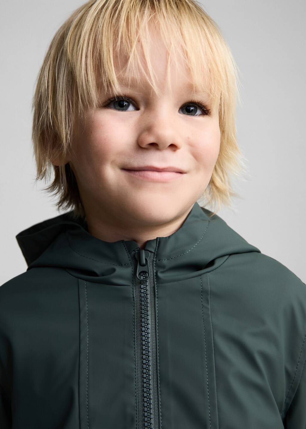 Hooded water-repellent coat - Dark Green