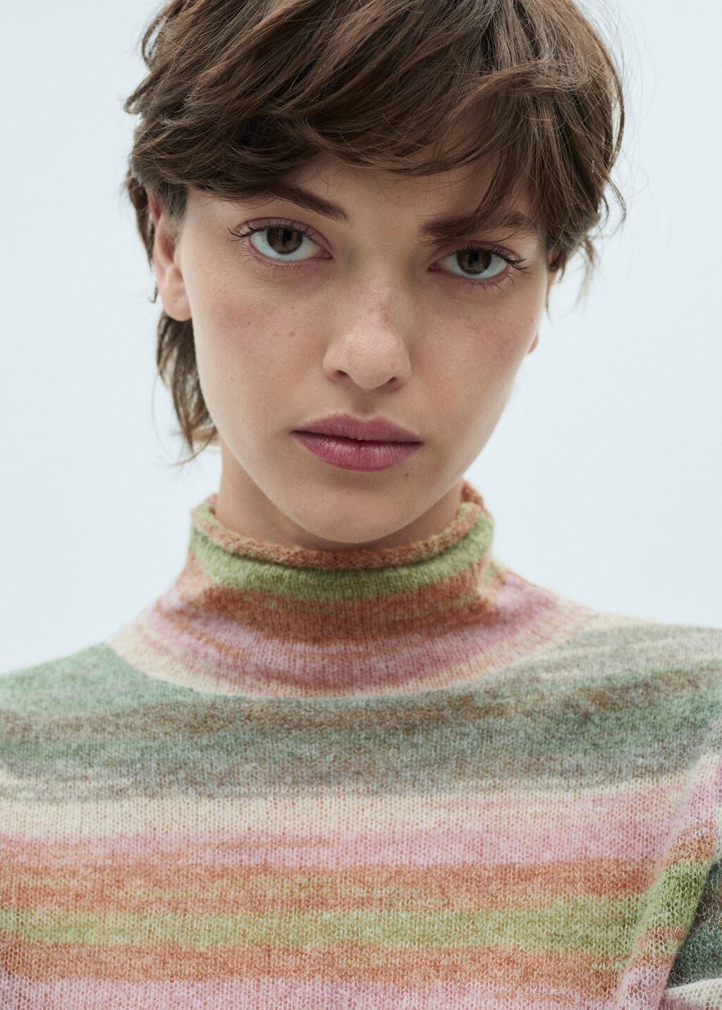 Stand-collar striped sweater - Pink
