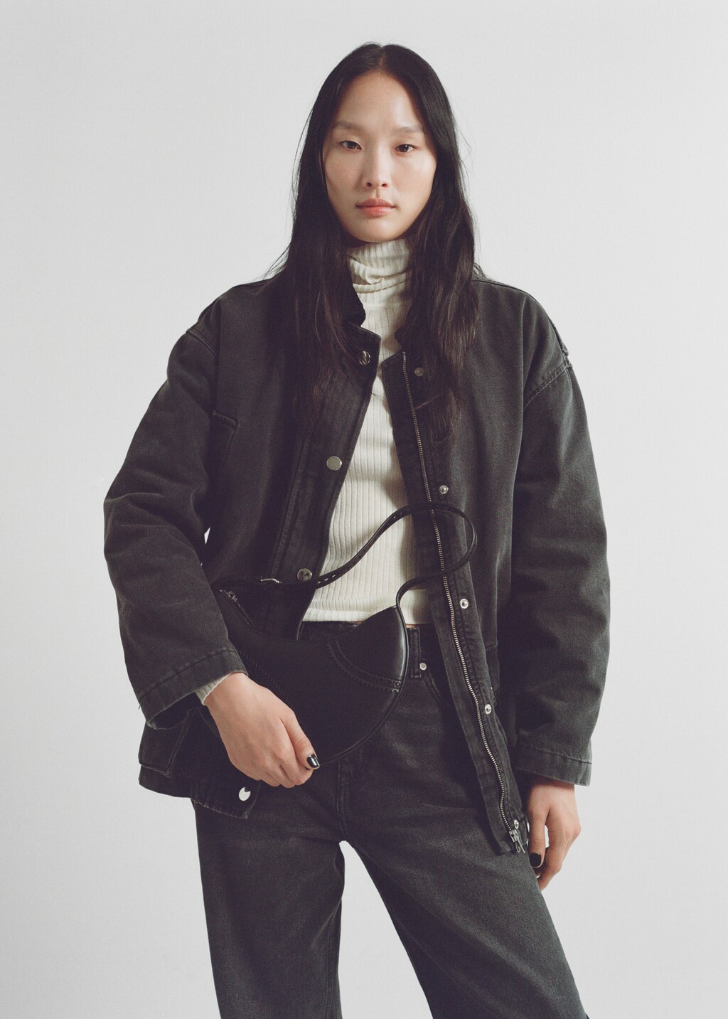 Die-cut shoulder bag - Black