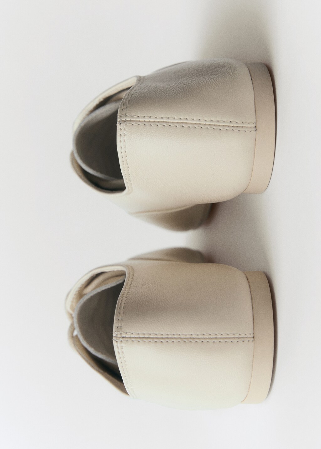 Lace-up leather shoes - Ecru