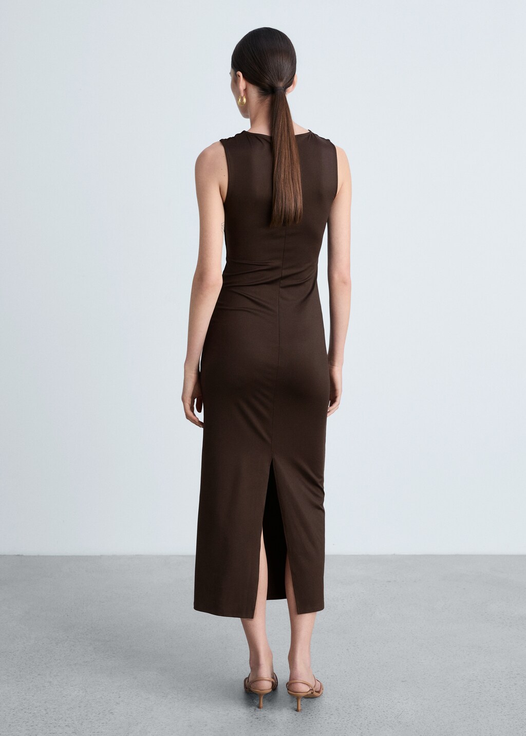 Long dress with back opening - Black