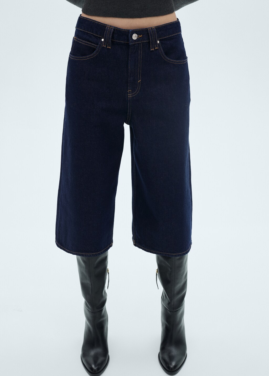 Rinse-wash denim bermuda shorts - Open Blue