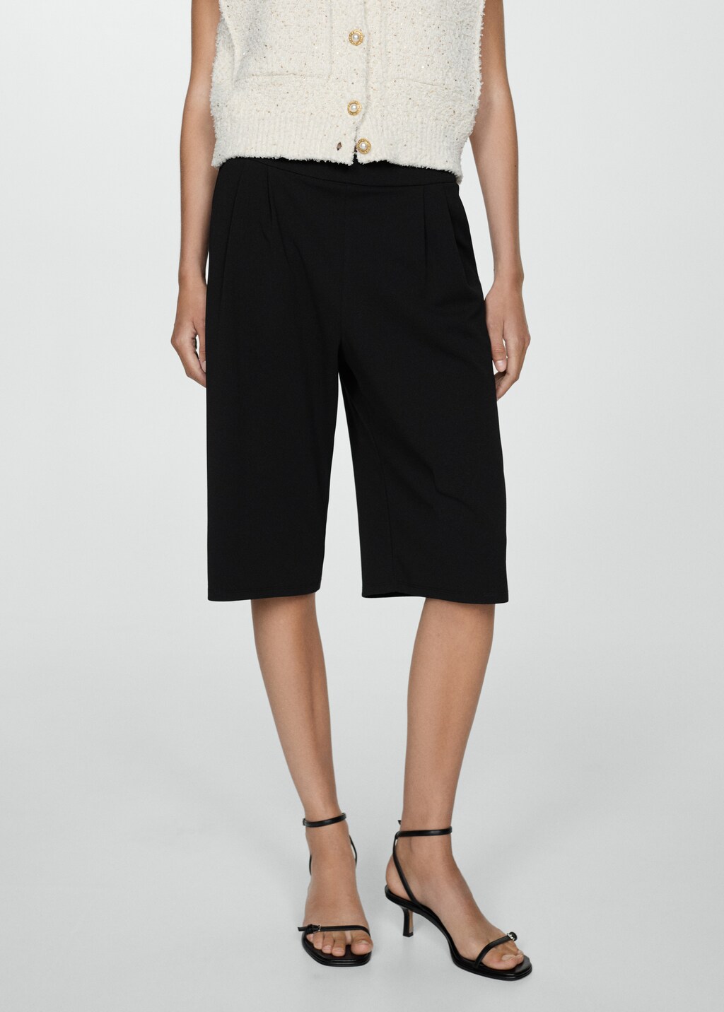 Pleated Bermuda shorts - Black