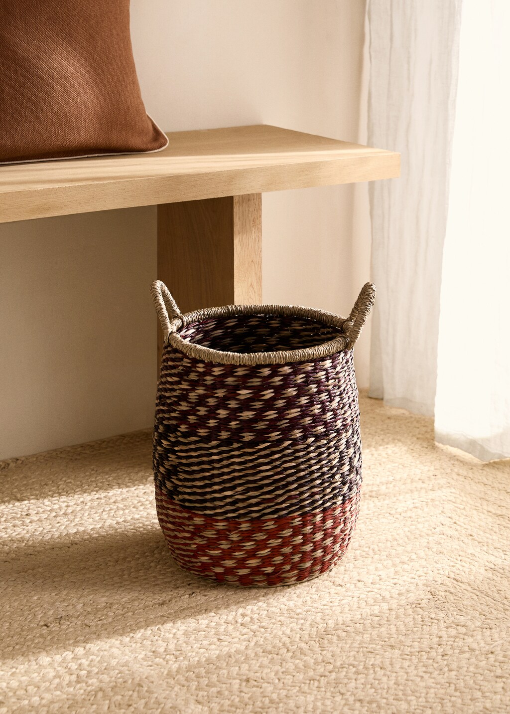 Coloured seagrass basket with double handles - Burnt Orange