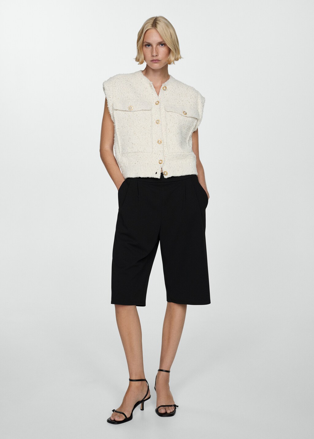 Pleated Bermuda shorts - Black