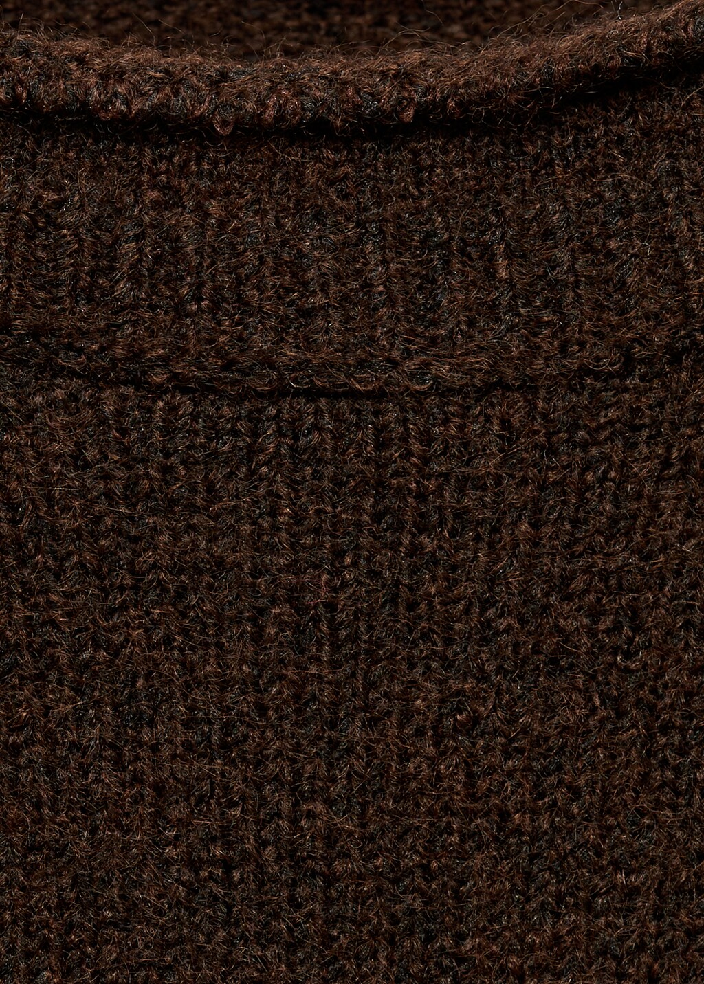 Round-neck knitted sweater - Brown