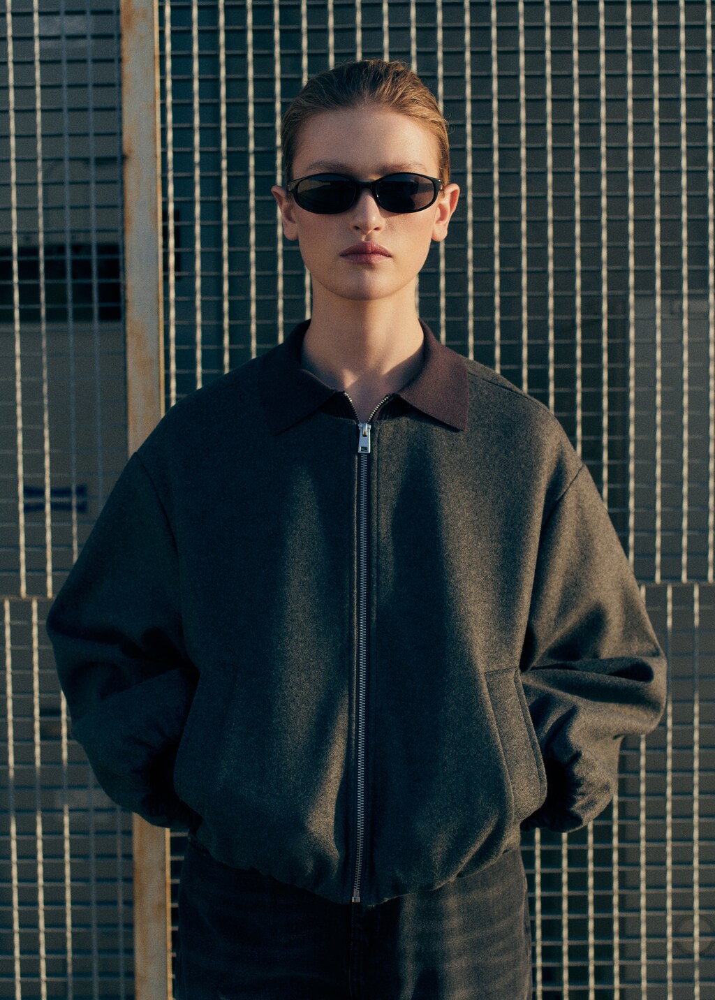 Miami medium-rise straight-fit jeans - Medium Blue