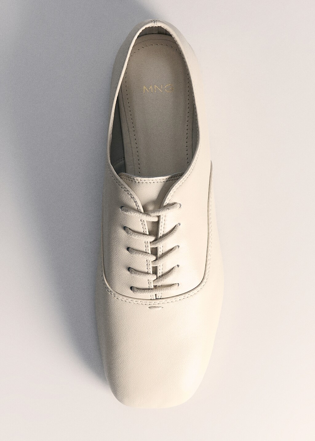 Lace-up leather shoes - Ecru