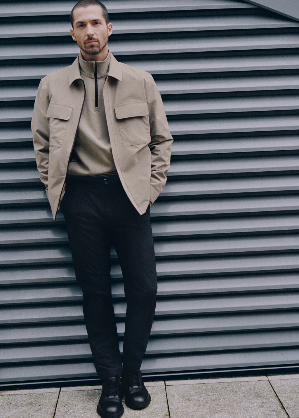 Water-repellent jacket with pockets - Medium Green