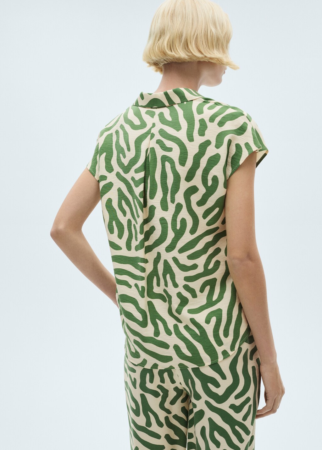 Sleeveless printed blouse - Green
