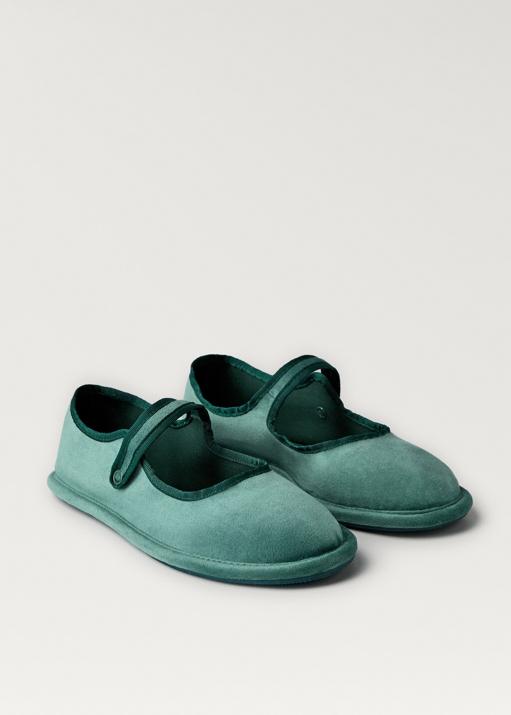 Velour ballet flats with buckle - Medium Pink