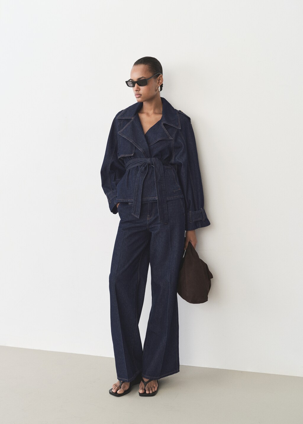 Short denim trench coat with belt - Open Blue