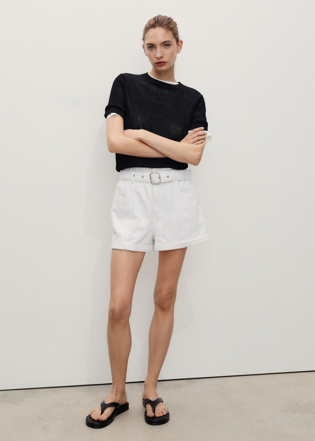 Paperbag shorts with belted hem - White