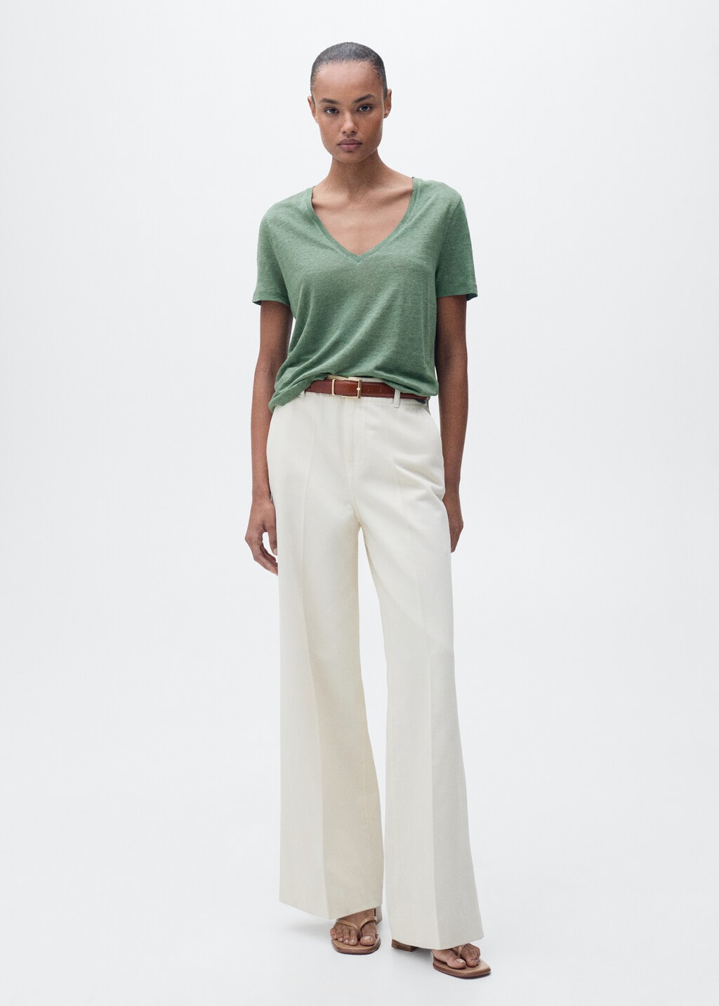 V-neck linen t-shirt - Ecru