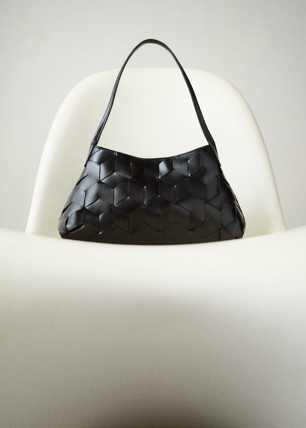 Braided leather shoulder bag - Black