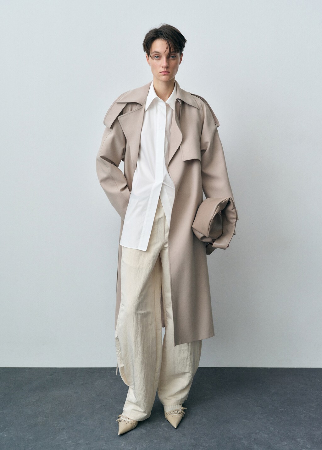 Pleated jogger trousers - Ecru