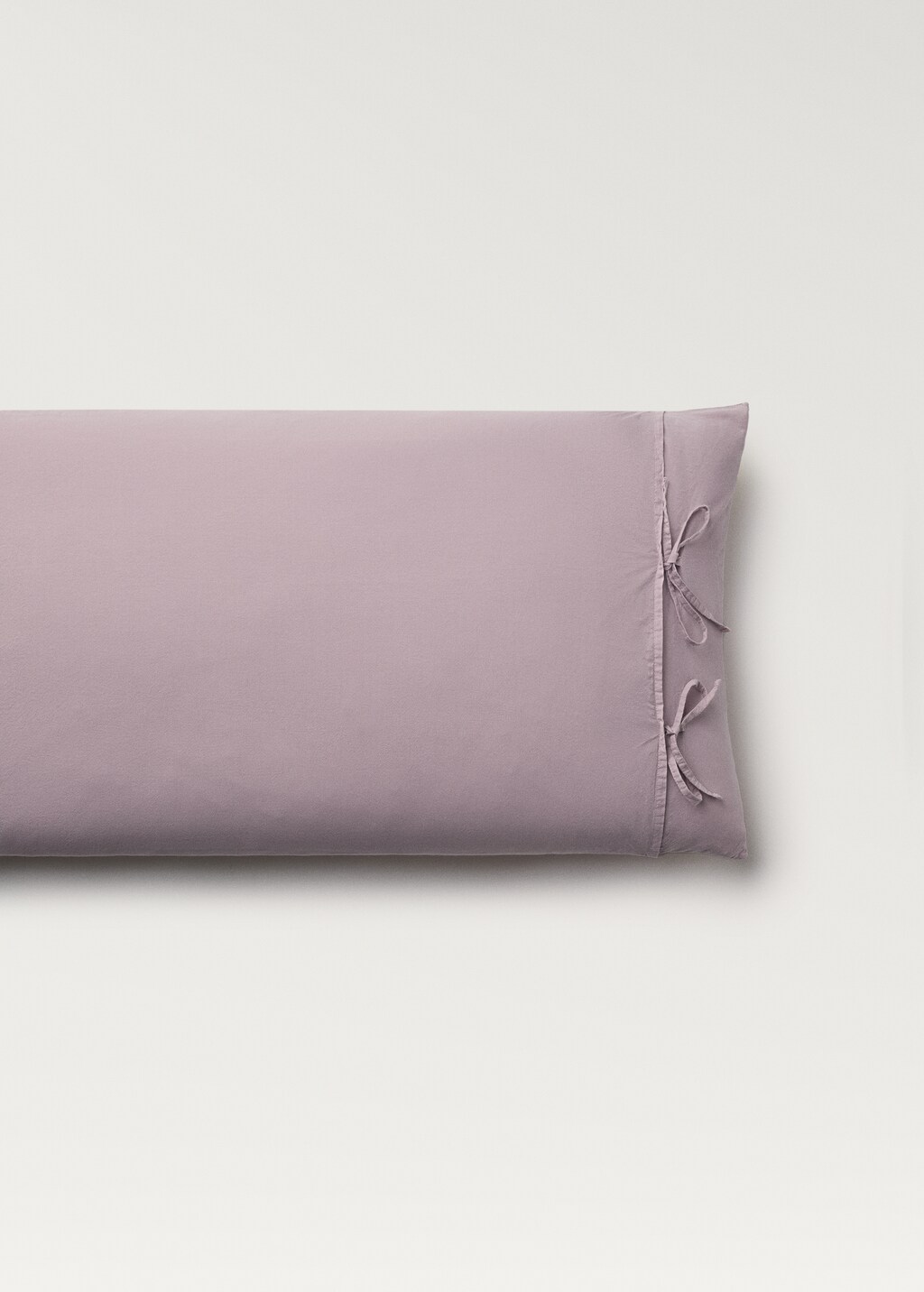 Washed cotton pillowcase with ties, 45x110 cm - Pastel Green