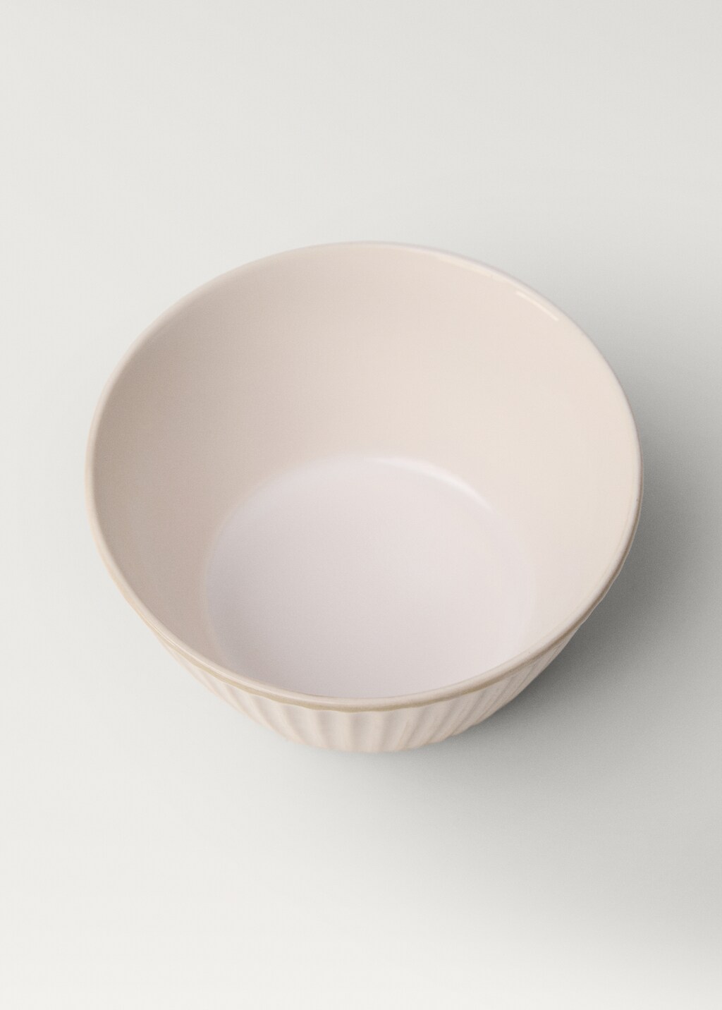 Stoneware bowl with wave relief - Off White