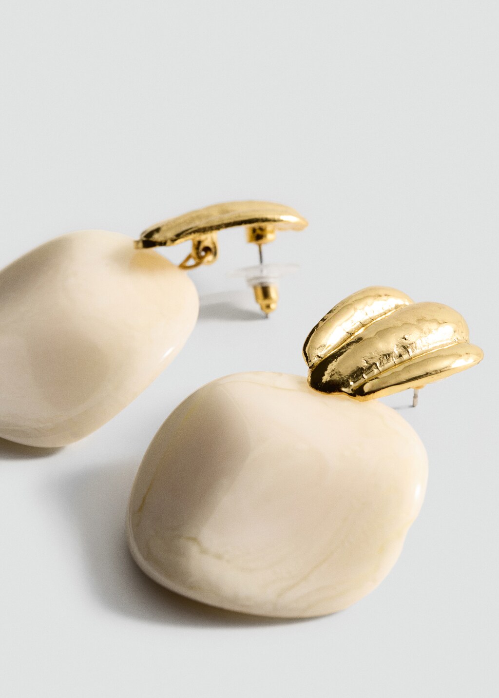 Combined-relief earrings - Beige