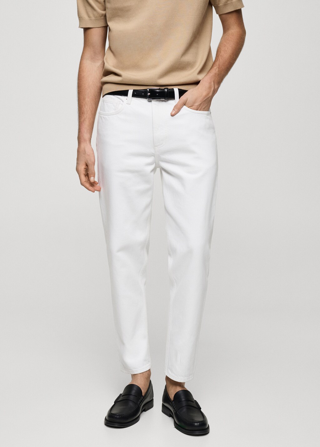 Cropped tapered-fit jeans - Bleach Blue