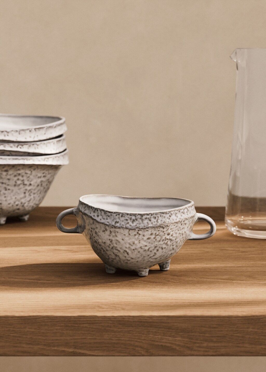 Irregular stoneware bowl - White